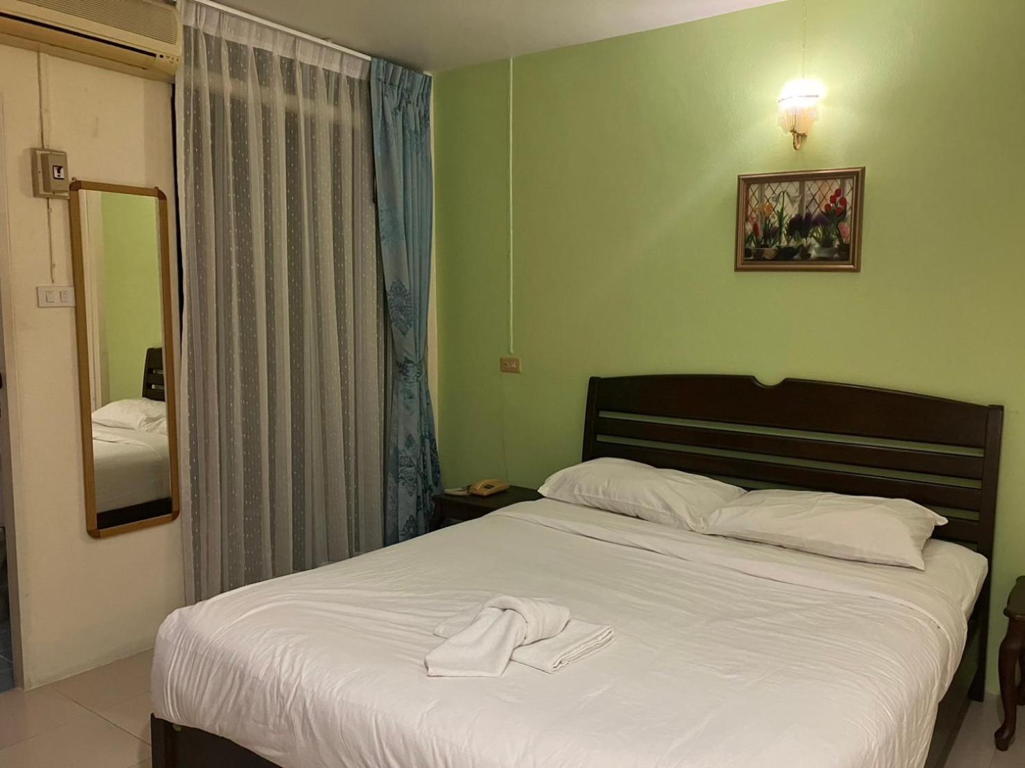 Md House Hotell Chiang Mai Exteriör bild