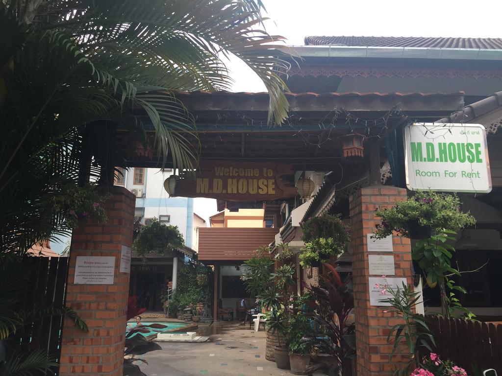 Md House Hotell Chiang Mai Exteriör bild